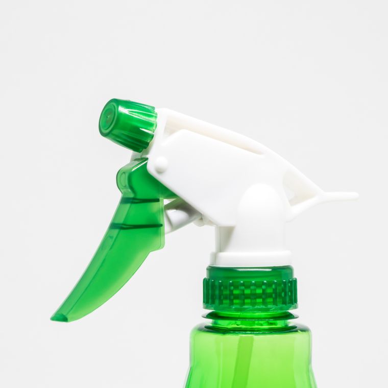 Odmasťovač povrchu 750 ml